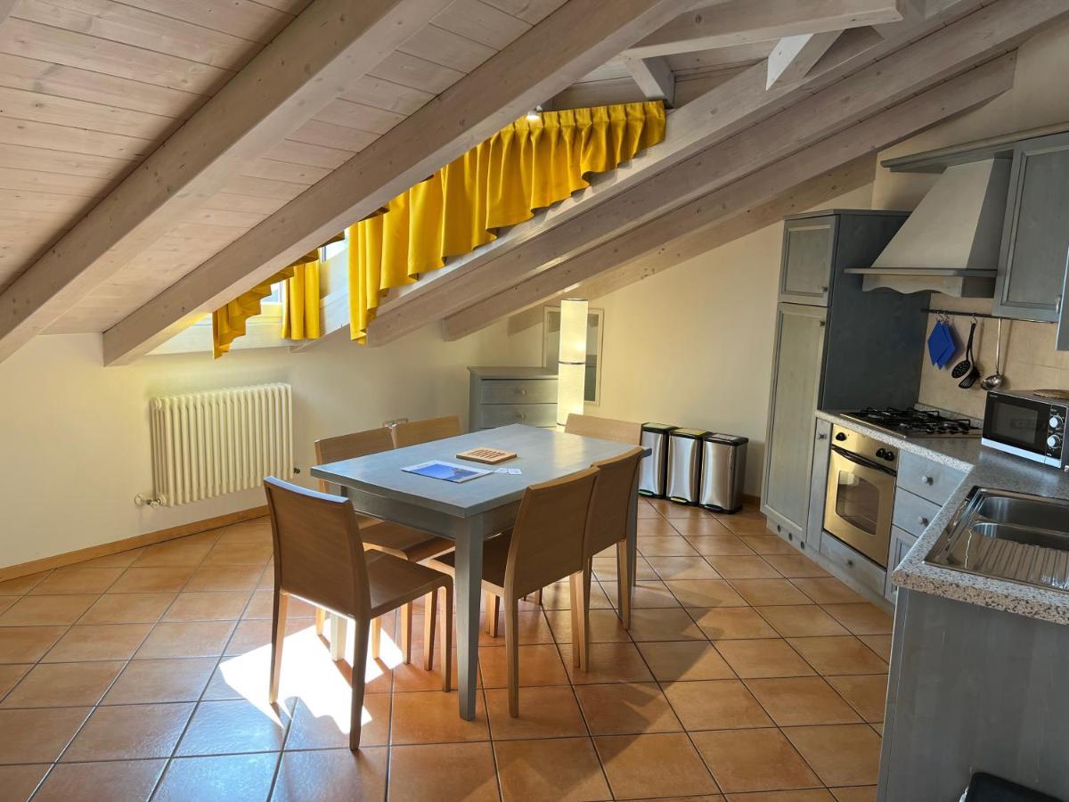 Studio Apartments Baia Azzurra 7 Torbole Sul Garda Eksteriør bilde