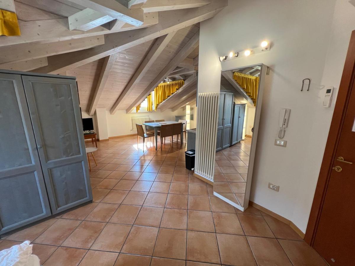 Studio Apartments Baia Azzurra 7 Torbole Sul Garda Eksteriør bilde