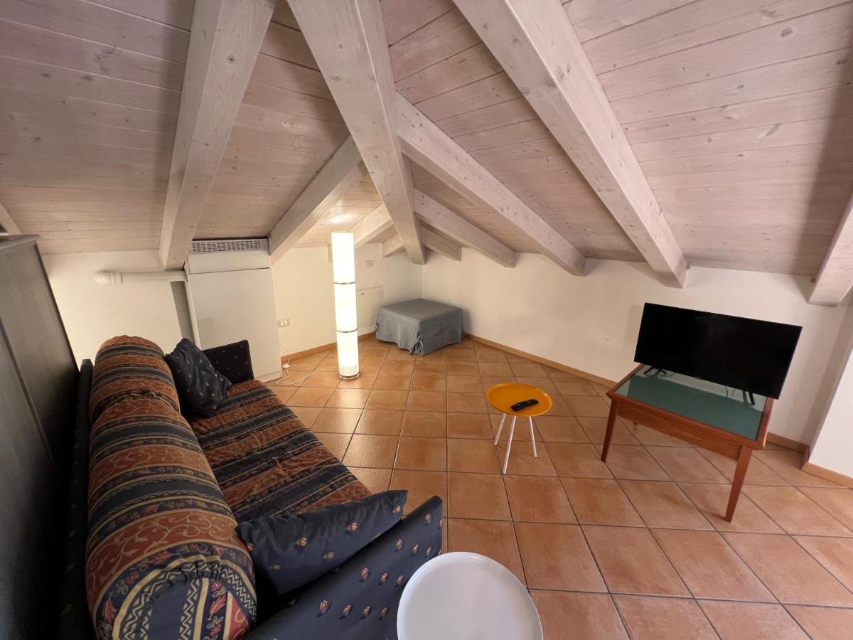 Studio Apartments Baia Azzurra 7 Torbole Sul Garda Eksteriør bilde