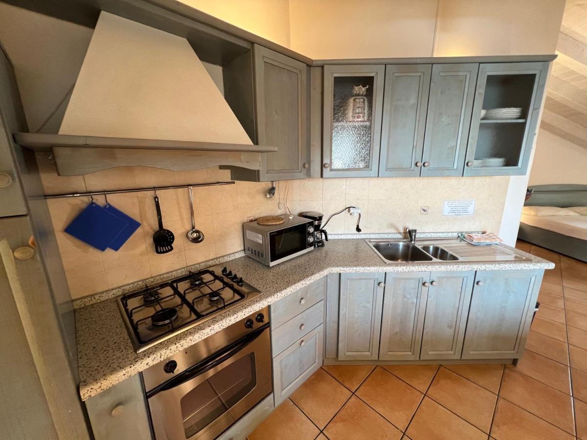 Studio Apartments Baia Azzurra 7 Torbole Sul Garda Eksteriør bilde